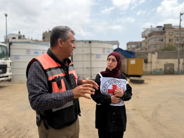Deputy Executive Director of the Coastal Municipal Water Utility in Gaza Omar Shatat. Credit: ICRC