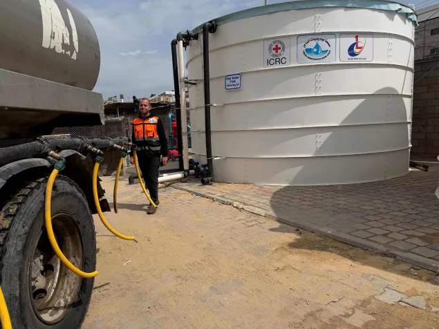 Water-truck-refilling-at-the-newly-rehabilitated-desalination-plant-in-Gaza-City---Credit-ICRC-copy.jpg